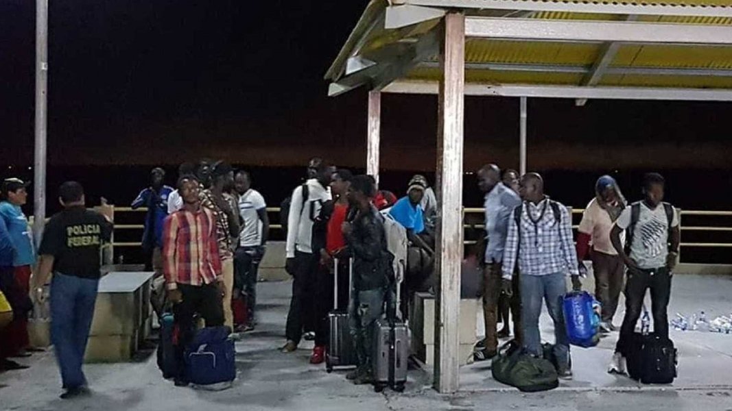 imigrantes-resgatados-em-barco-no-maranhao-estavam-ha-35-dias-no-mar-1