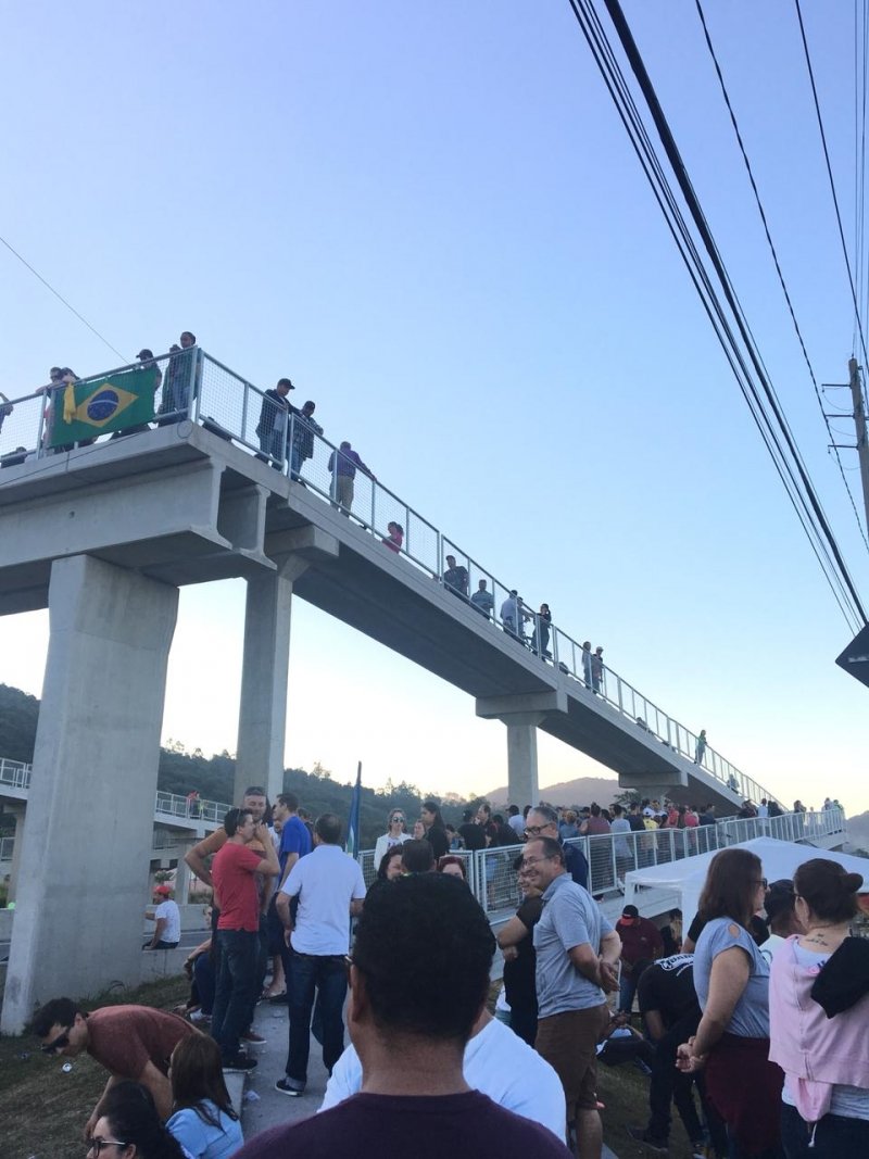 lojistas-e-caminhoneiros-devem-participar-de-protesto-no-centro-de-tubarao-1
