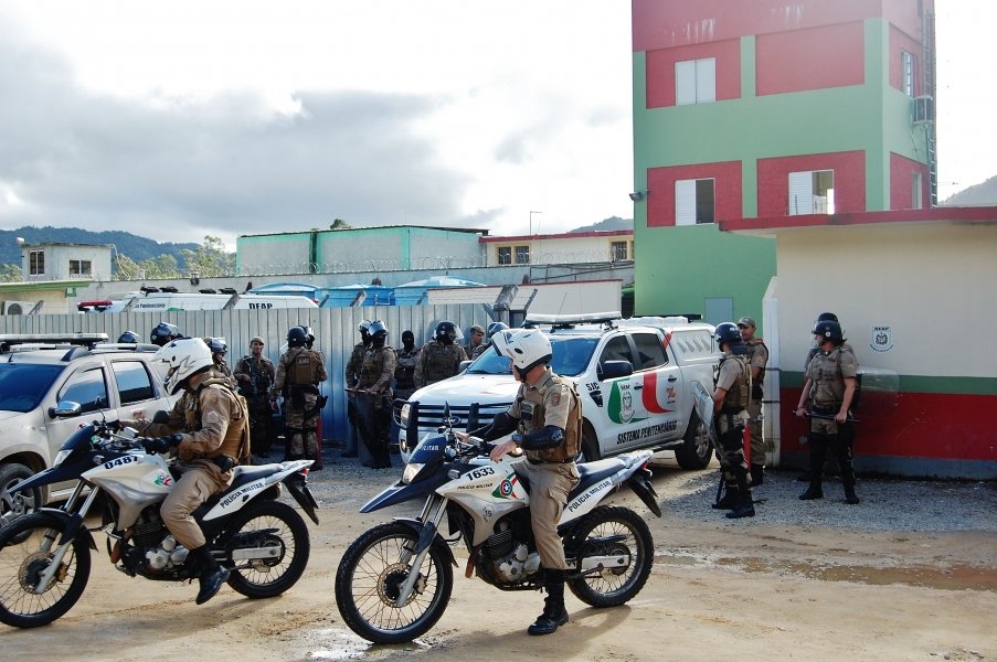 presidio-regional-masculino-de-tubarao-3-presos-ficam-feridos-durante-principio-de-rebeliao-1