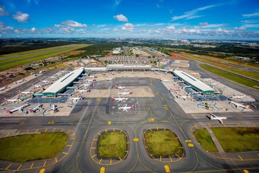 protesto-dos-caminhoneiros-deixa-aeroporto-do-df-sem-combustivel-1