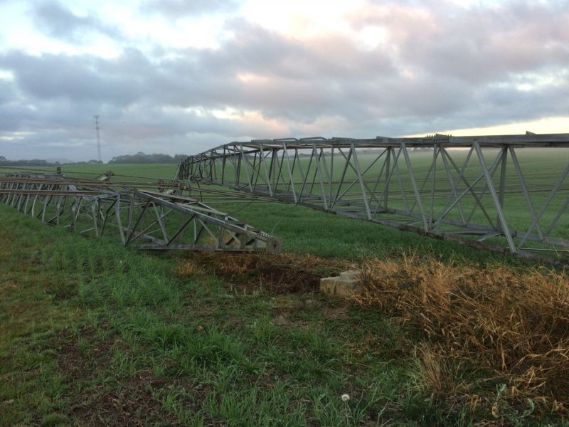 sc-torre-de-transmissao-da-eletrosul-e-derrubada-em-otacilio-costa-1