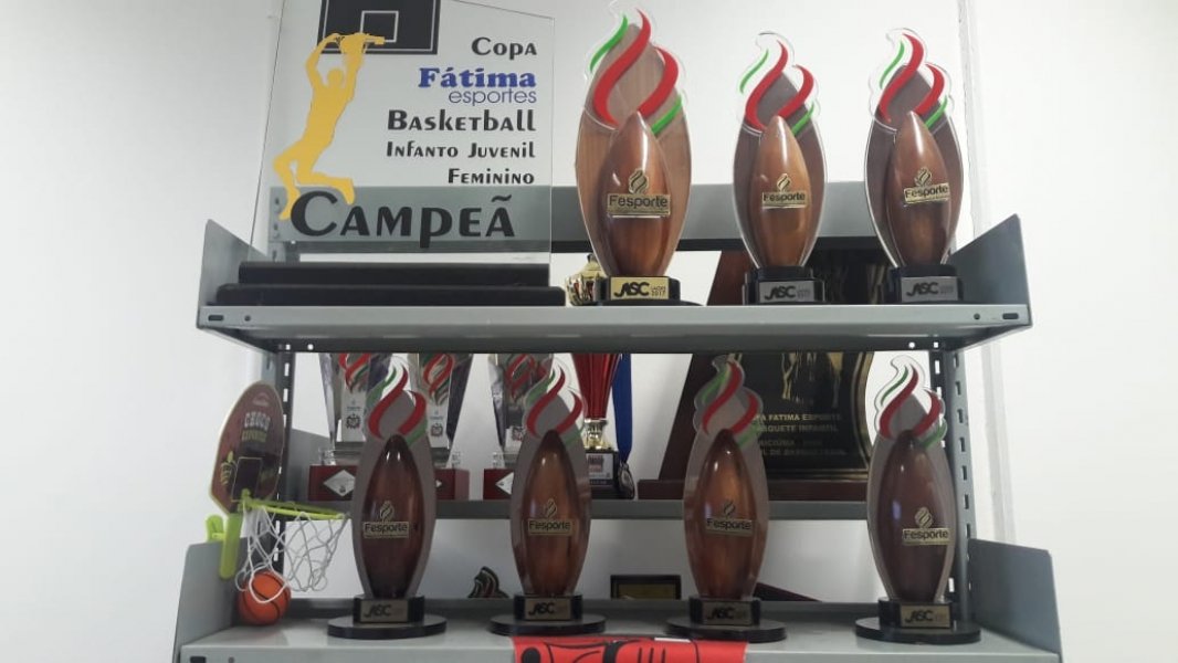 tubarao-148-anos-e-uma-cidade-com-trajetoria-para-o-esporte-1 Os investimentos em esporte na Cidade Azul resultaram em vários troféus nos Jasc 2017 - Letícia de Oliveira/Notisul
