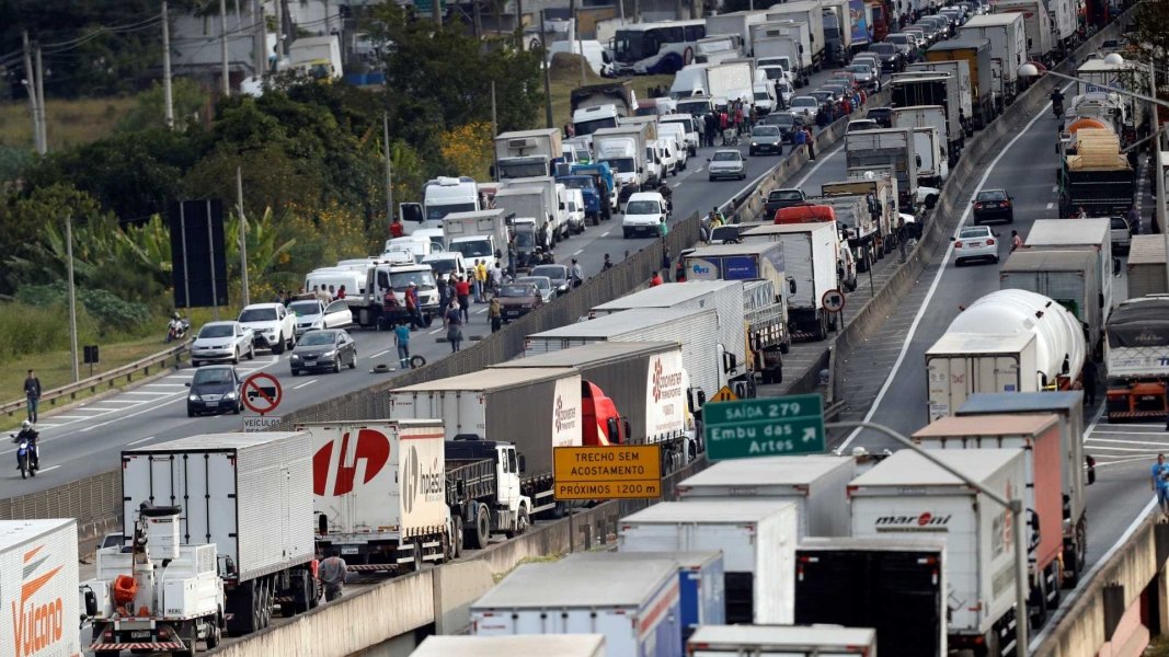 caminhoneiros-prometem-nova-greve-se-tabela-de-fretes-for-alterada-1