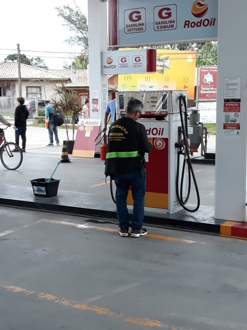preco-do-diesel-e-fiscalizado-em-imbituba-1