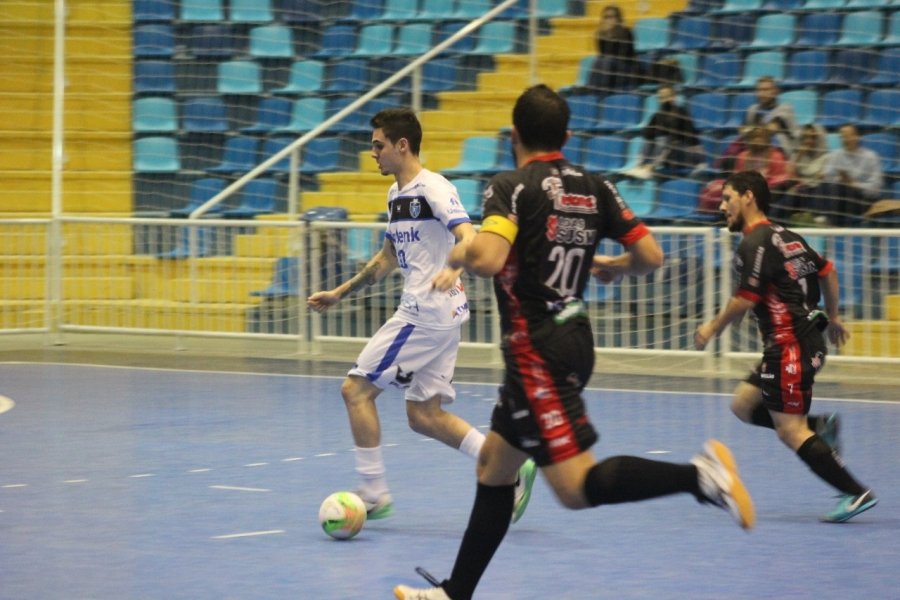 tubarao-futsal-tenta-nova-vitoria-e-quer-alcancar-lideranca-1