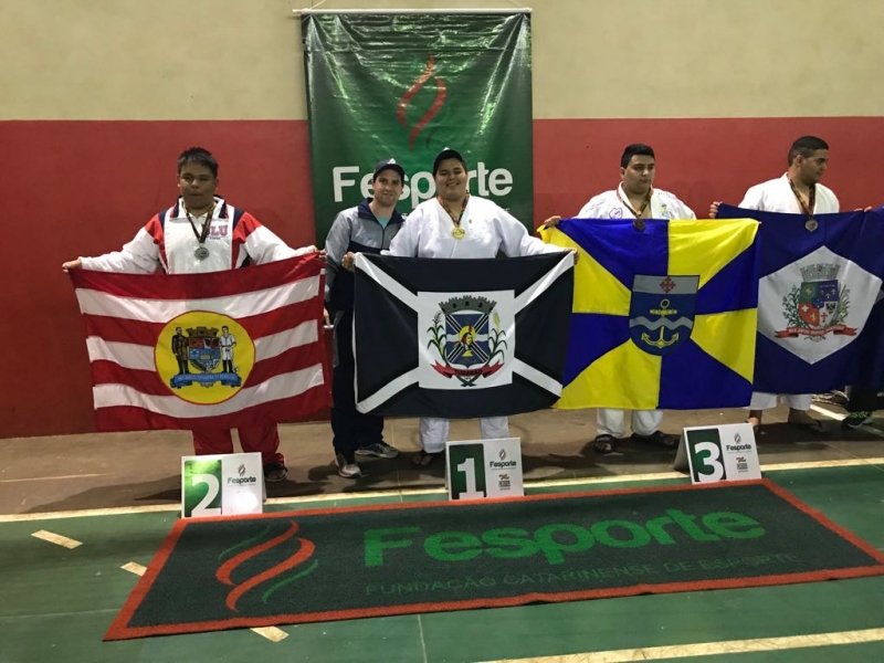 judo-de-tubarao-conquista-medalhas-nos-joguinhos-0 Foto: Divulgação/Notisul
