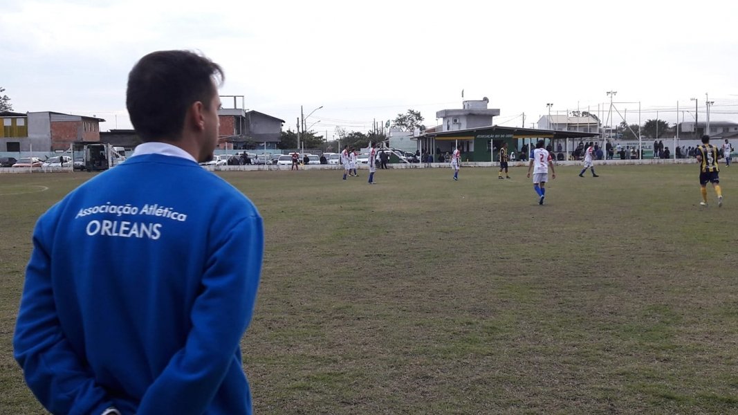 orleans-vence-e-se-classifica-para-a-semifinal-1