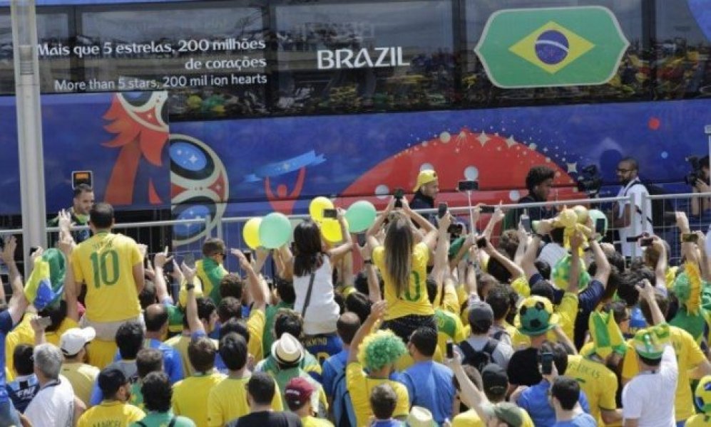 selecao-brasileira-ja-esta-em-kazan-para-o-jogo-contra-a-belgica-0