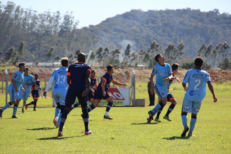 brusque-empata-em-jogo-treino-com-itajai-1