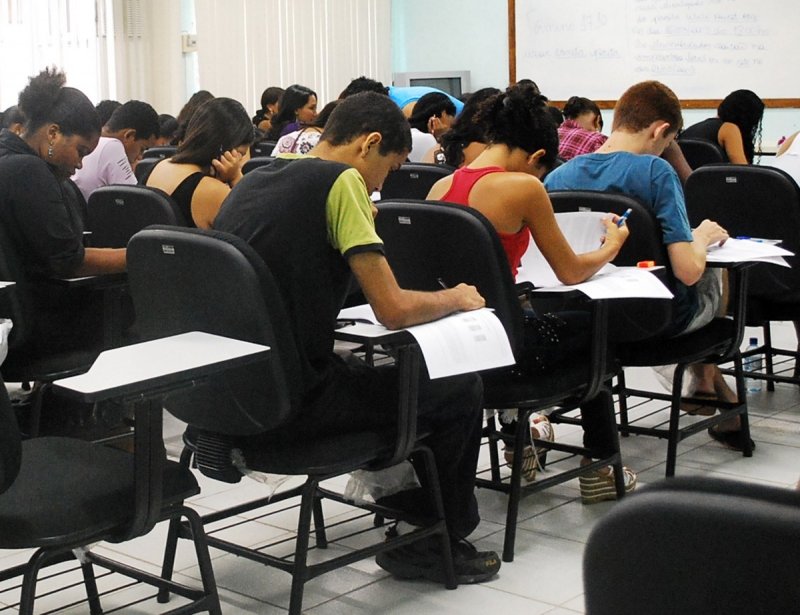 educacao-novo-modelo-do-enem-podera-ser-apresentado-este-ano-1