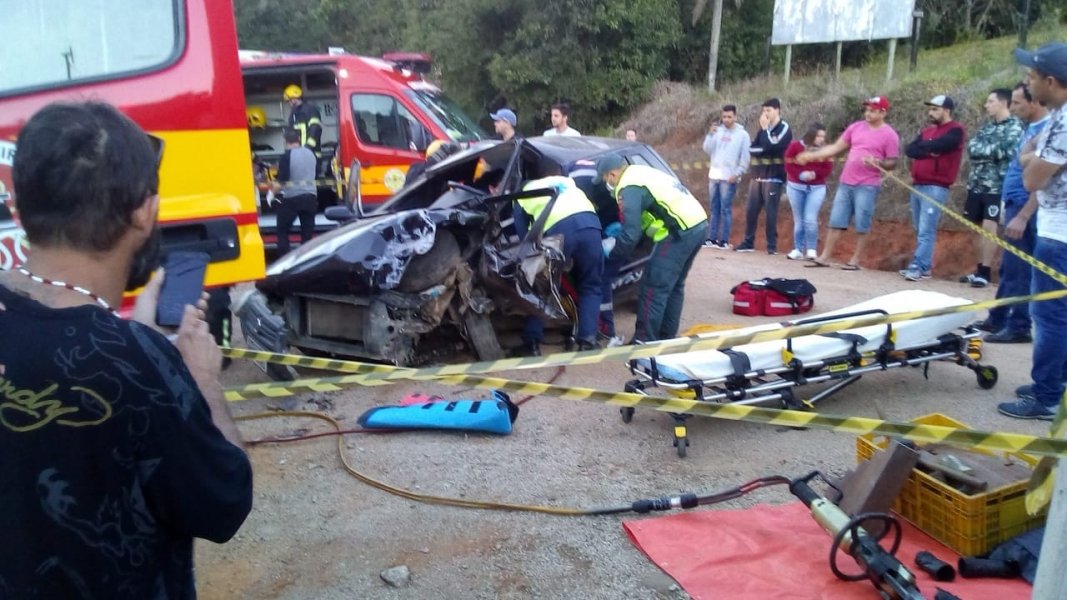 homem-fica-em-estado-grave-apos-motorista-embriagado-invadir-pista-contraria-na-sc-390-em-orleans-1