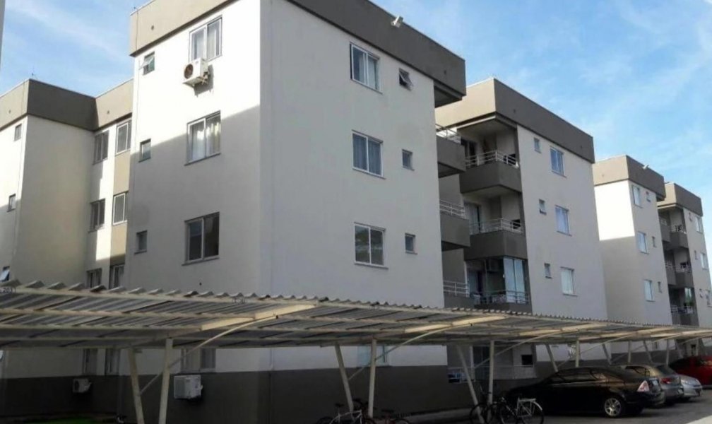 itajai-menino-de-4-anos-cai-da-janela-do-3o-andar-de-predio-1