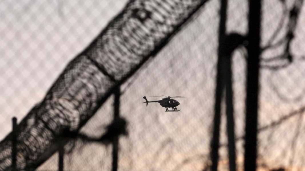 mais-de-100-detentos-fogem-de-presidio-na-pb-pm-e-baleado-na-cabeca-1
