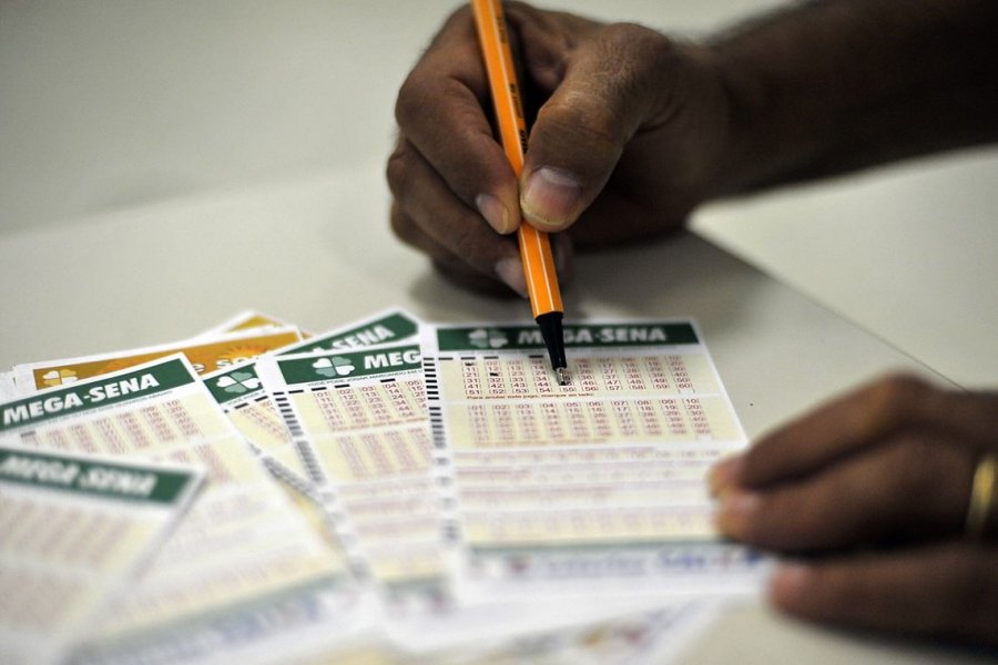mega-sena-acumula-e-pode-pagar-r-5-milhoes-no-proximo-concurso-1