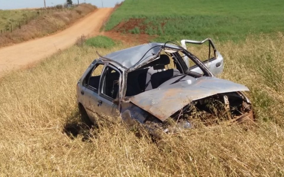 oeste-crianca-caminha-mais-de-1-km-para-pedir-socorro-apos-acidente-de-transito-1