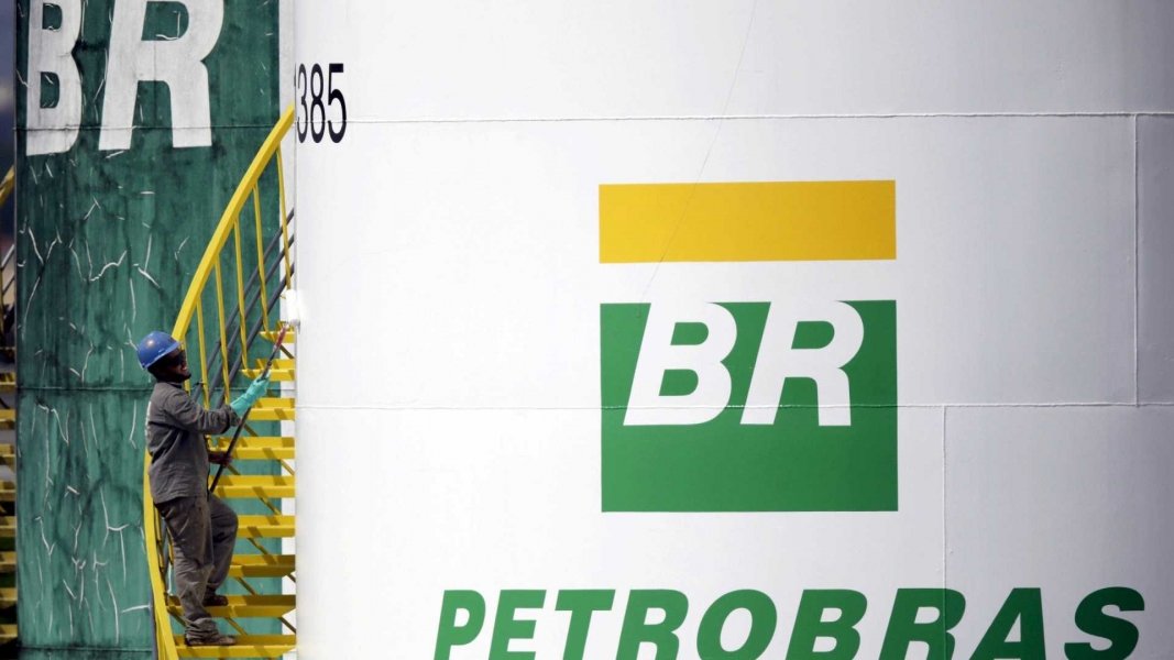 preco-da-gasolina-nas-refinarias-da-petrobras-sobe-102-1