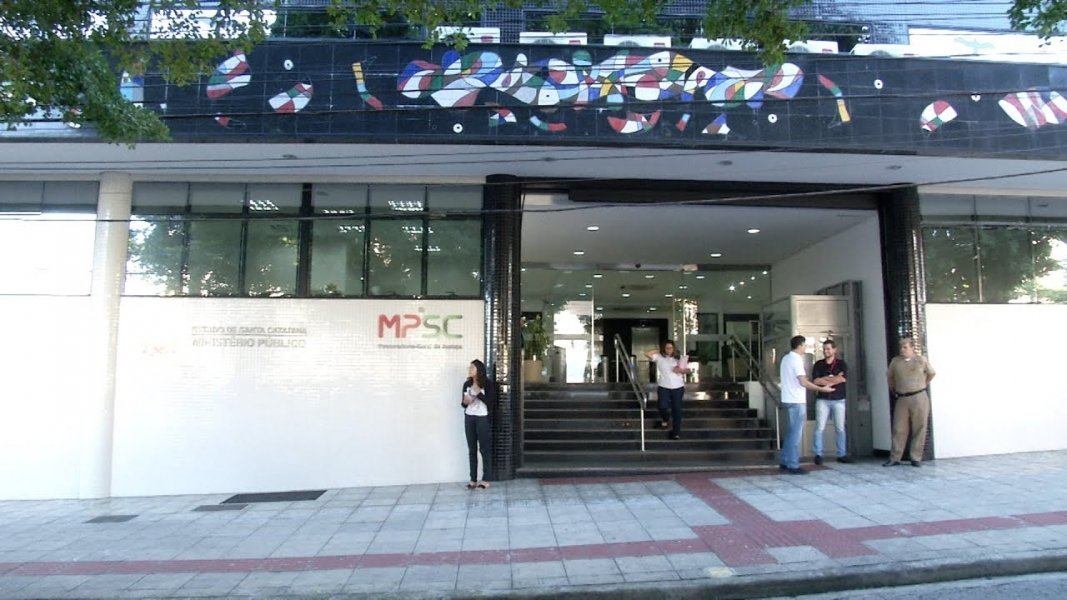 setembro-amarelo-mpsc-promove-evento-para-falar-sobre-a-prevencao-ao-suicidio-1