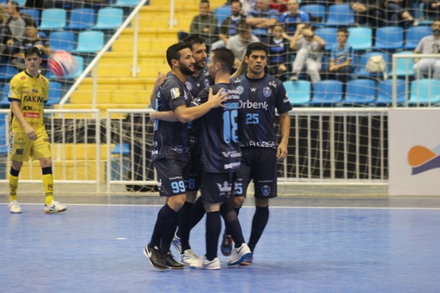 futsal-tubarao-faz-as-contas-pelo-primeiro-lugar-no-catarinense-1