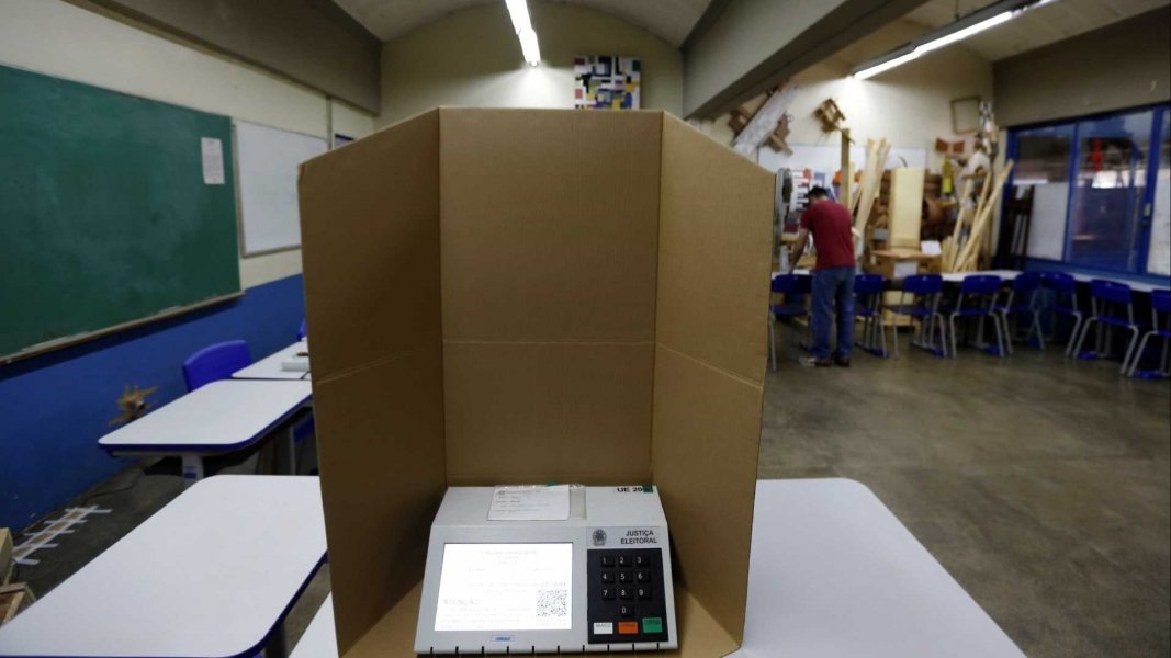 mesario-morre-apos-passar-mal-durante-votacao-no-rj-1