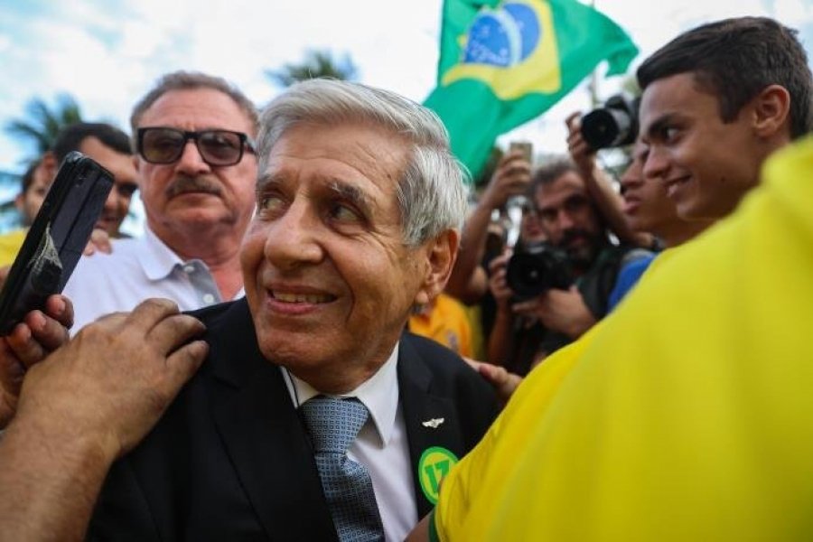 nucleo-militar-de-bolsonaro-quer-metade-dos-cargos-na-transicao-1