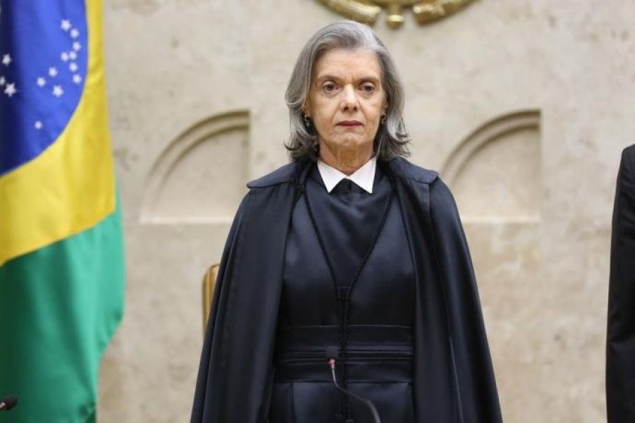 estamos-vivendo-uma-mudanca-perigosamente-conservadora-diz-carmen-lucia-1