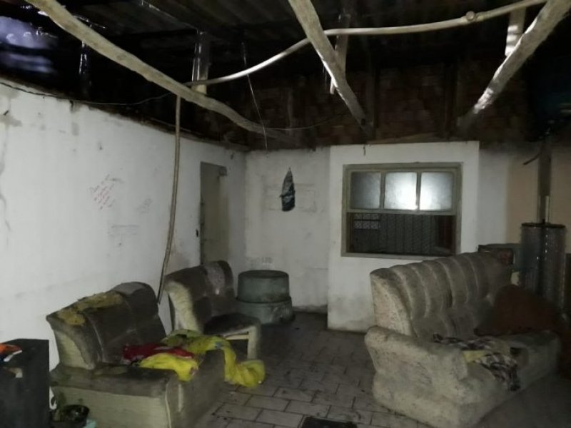 fogo-atinge-casa-no-bairro-coloninha-1