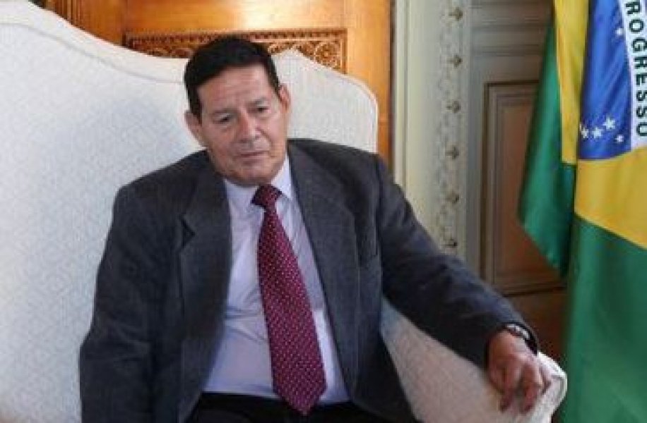 mourao-admite-limitacao-do-cargo-mas-promete-ajuda-contra-corrupcao-1