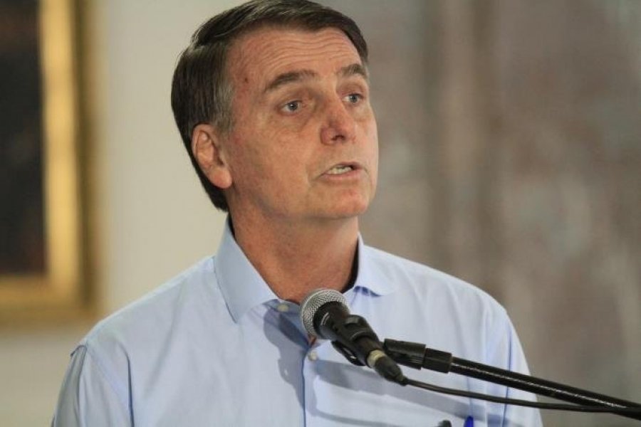nunca-vi-autoridade-do-brasil-ser-assistida-por-medico-cubano-diz-bolsonaro-1