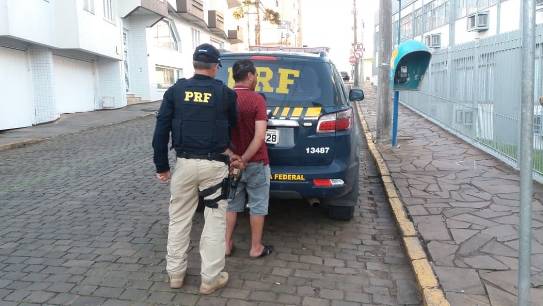 condutor-e-pego-no-flagra-400-acima-do-limite-de-embriaguez-em-vacaria-1