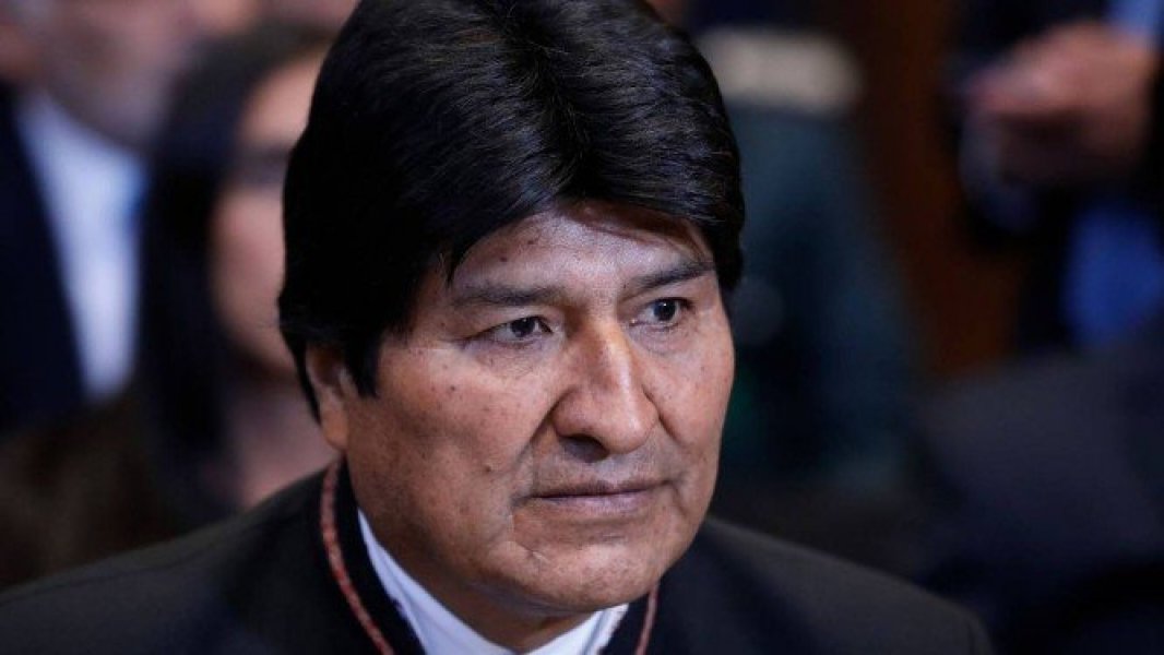 manifestantes-incendeiam-tribunal-eleitoral-na-bolivia-1