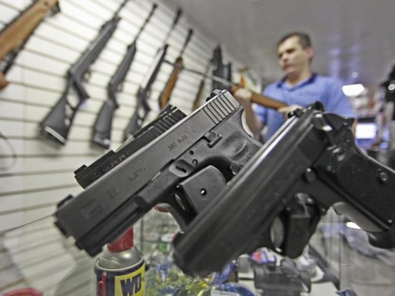 acao-popular-pede-suspensao-imediata-do-decreto-sobre-armas-de-fogo-de-bolsonaro-1