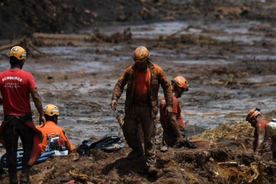 bombeiros-de-minas-gerais-ganham-reforco-e-ampliam-busca-em-brumadinho-1