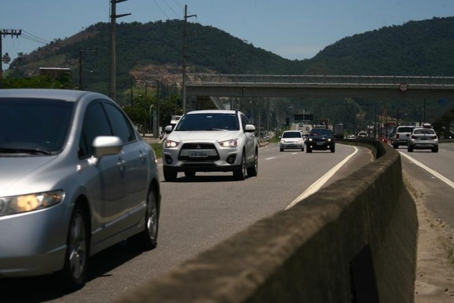 movimentacao-de-veiculos-continua-alta-depois-de-feriados-na-br-101-1