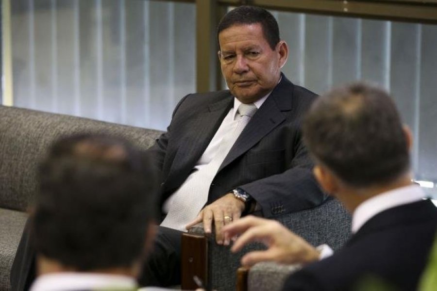 para-mourao-filho-promovido-no-banco-do-brasil-tem-merito-1