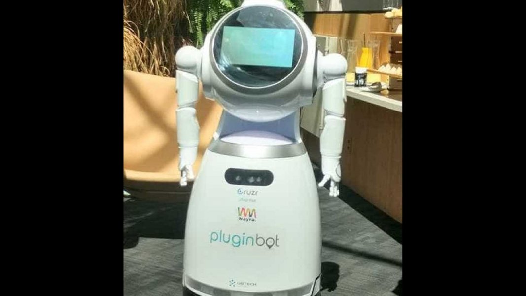 robo-vira-atendente-de-hotel-cinco-estrelas-em-area-nobre-de-sao-paulo-1