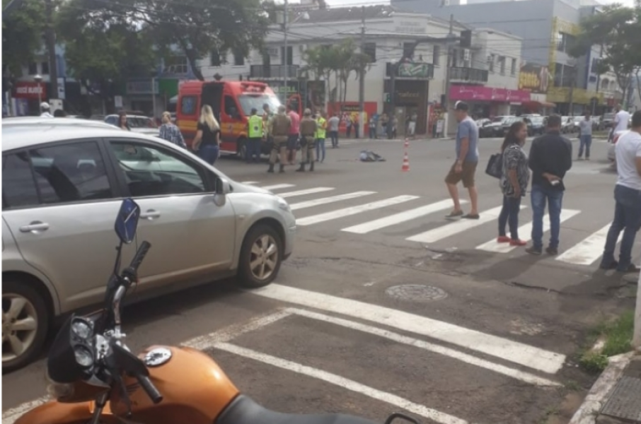 chapeco-idoso-passa-no-semaforo-aberto-para-carros-e-morre-atropelado-1