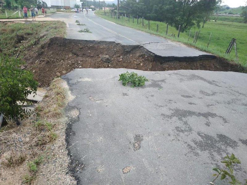Atenção às rodovias  II