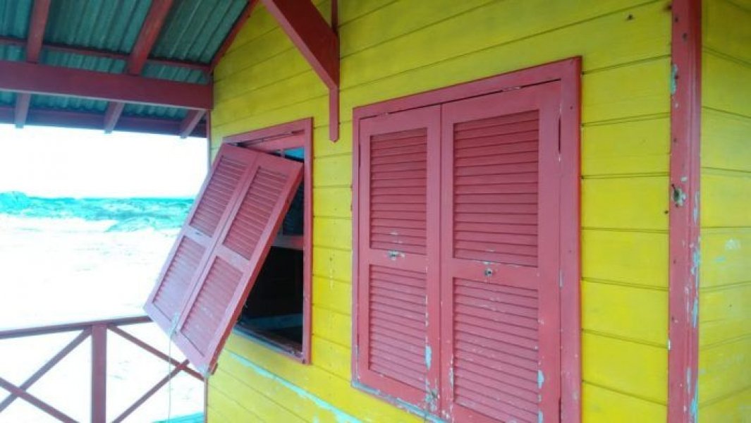 posto-guarda-vidas-da-praia-do-gi-e-alvo-de-furto-1