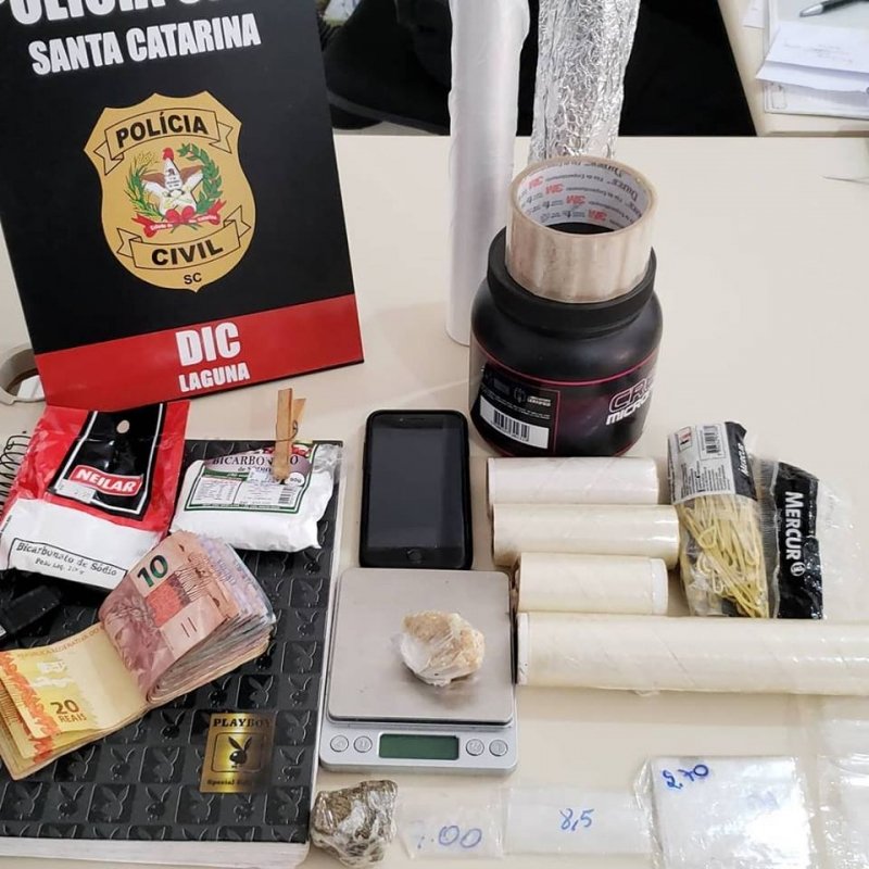 traficante-apontado-pela-policia-como-o-maior-vendedor-de-cocaina-e-crack-de-laguna-e-preso-1