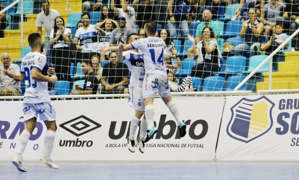 tubarao-futsal-goleia-o-corinthians-pela-liga-nacional-1