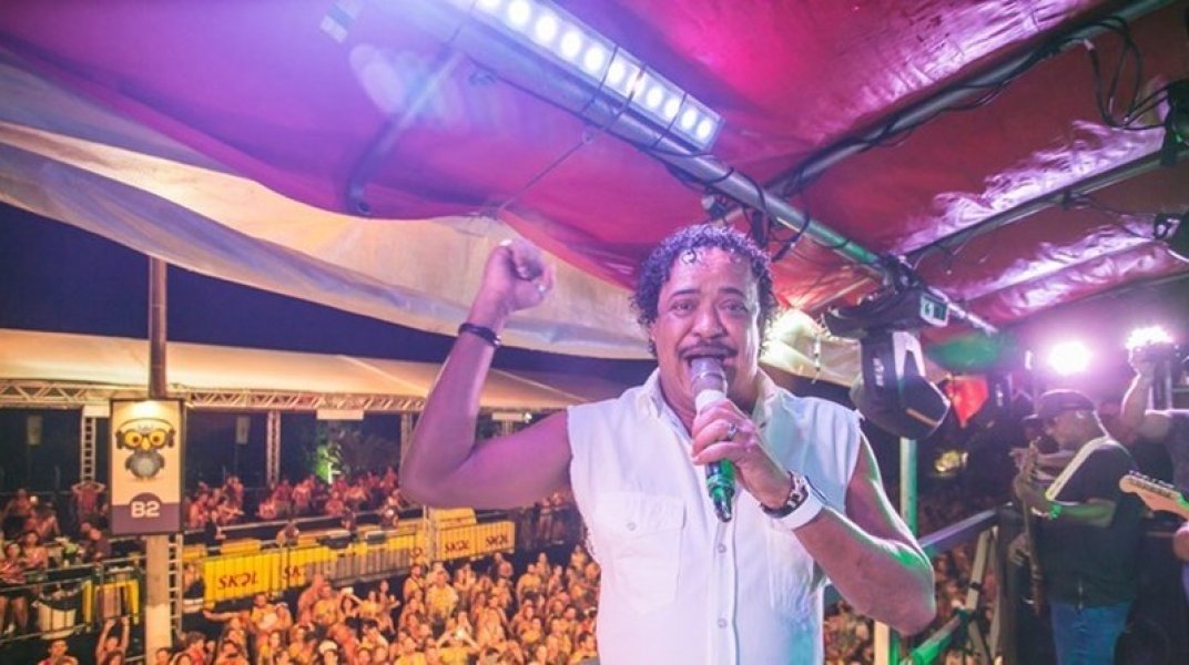 compadre-washington-sofre-assalto-cai-e-e-internado-apos-apresentacao-na-virada-cultural-1