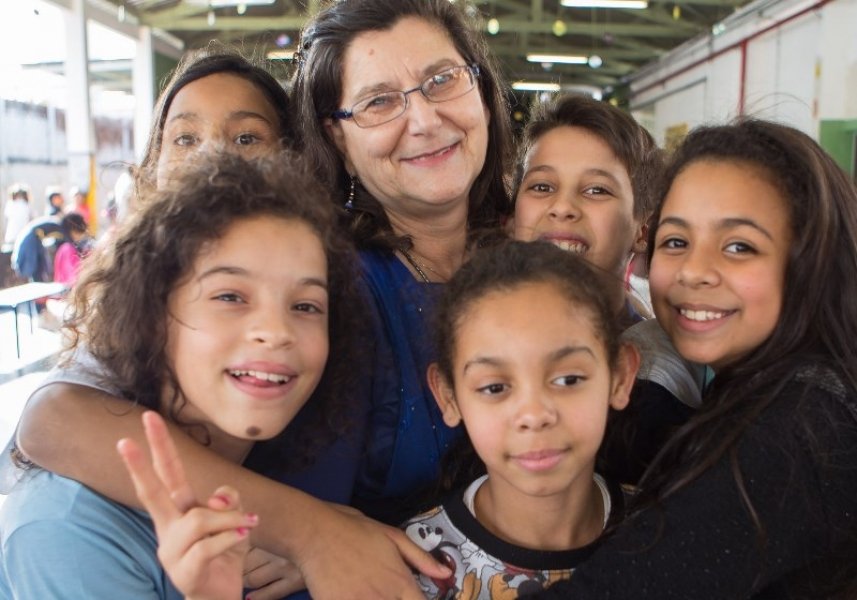 em-vez-de-dia-das-maes-ou-dos-pais-escola-adota-o-quem-cuida-de-mim-1