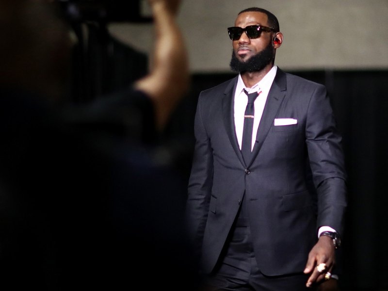 perfil-lebron-james-alem-de-atleta-craque-e-filantropo-e-investidor-1
