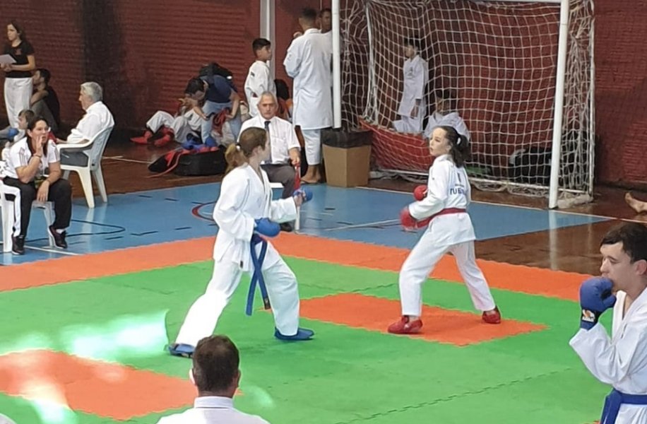 Competição de Osasco rendeu duas medalhas para a atleta. - Foto: Arquivo Pessoal/Divulgação/Notisul