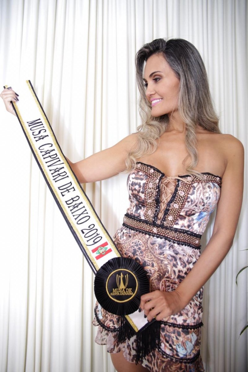 musa-de-santa-catarina-representante-de-capivari-de-baixo-participa-do-concurso-1