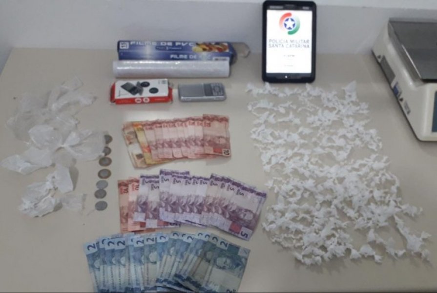 648-pedras-de-crack-sao-apreendidas-em-tubarao-1