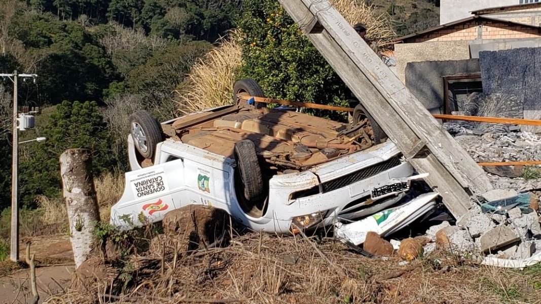no-oeste-de-sc-passageiro-morre-em-acidente-com-carro-da-prefeitura-1