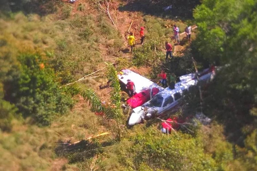 no-pais-aeronave-que-levava-corpo-de-jovem-atropelado-por-aviao-cai-no-am-1