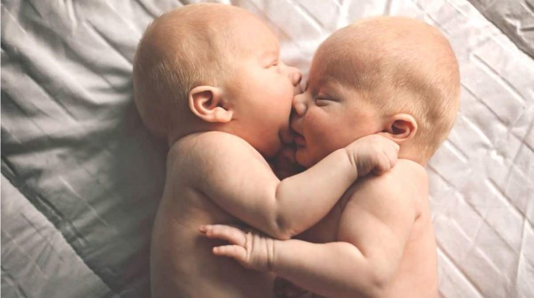 bebes-nao-podem-ficar-mais-de-45-minutos-ao-ar-livre-1
