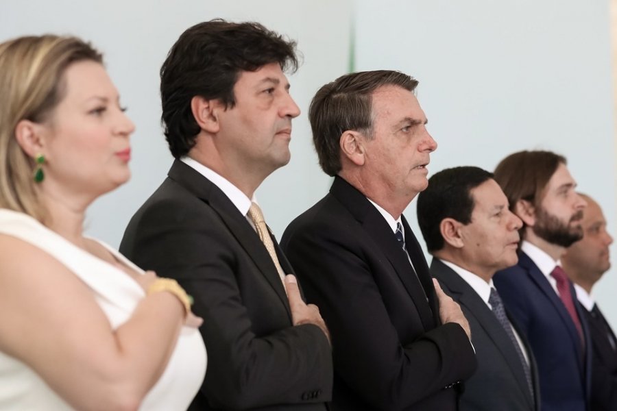 bolsonaro-diz-que-se-os-cubanos-fossem-bons-teriam-salvado-chavez-1